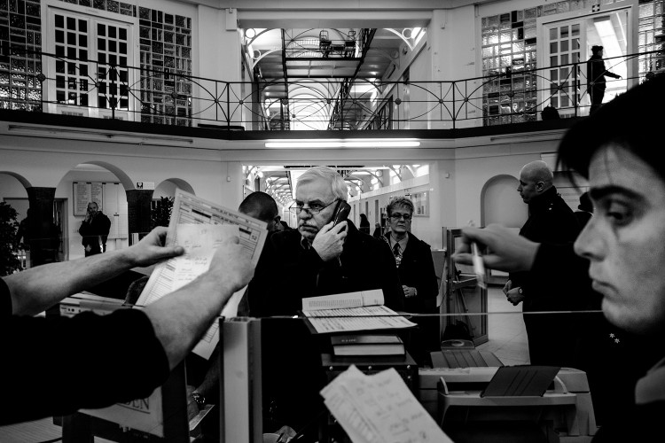 Guards Inside the main security hall. Ghent, December 2013.